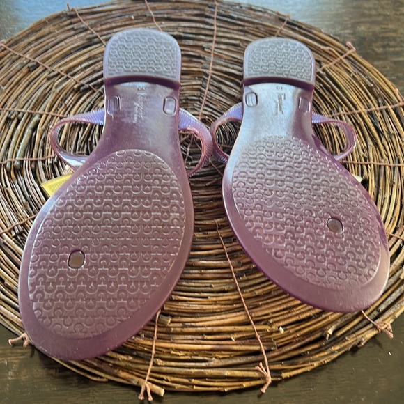 Ferragamo flip flops size 10 - Picture 5 of 6